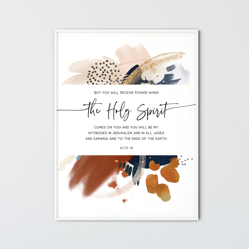 K&ouml;nnte beinhalten: Ein druckbarer Kunstdruck mit einem abstrakten Aquarellhintergrund in den Farben Pfirsich, Braun, Gold und Blau. Der Druck zeigt den Bibelvers "Aber ihr werdet Kraft empfangen, wenn der Heilige Geist auf euch kommt, und ihr werdet meine Zeugen sein in Jerusalem und in ganz Jud&auml;a und Samaria und bis an die Enden der Erde." Apostelgeschichte 1:8