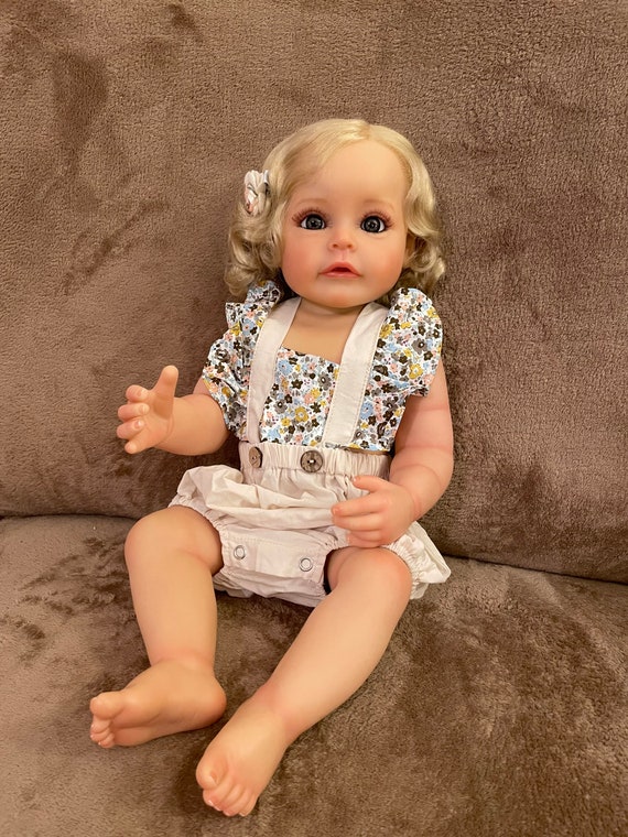 22 Full Body Soft Silicone Lifelike Rebirth Baby Doll Girl