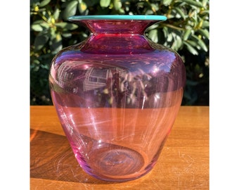 Rare Ombre' Pink Vintage Glass Vase w/Turquoise Accent Rim/Short Flower Vase 5 1/2" Tall