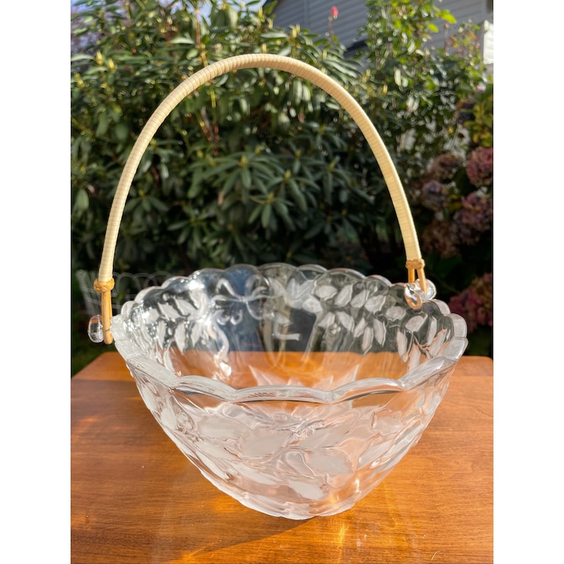 Vintage Glass Fruit Basket Bowl With Wicker Handle & Embossed Etsy