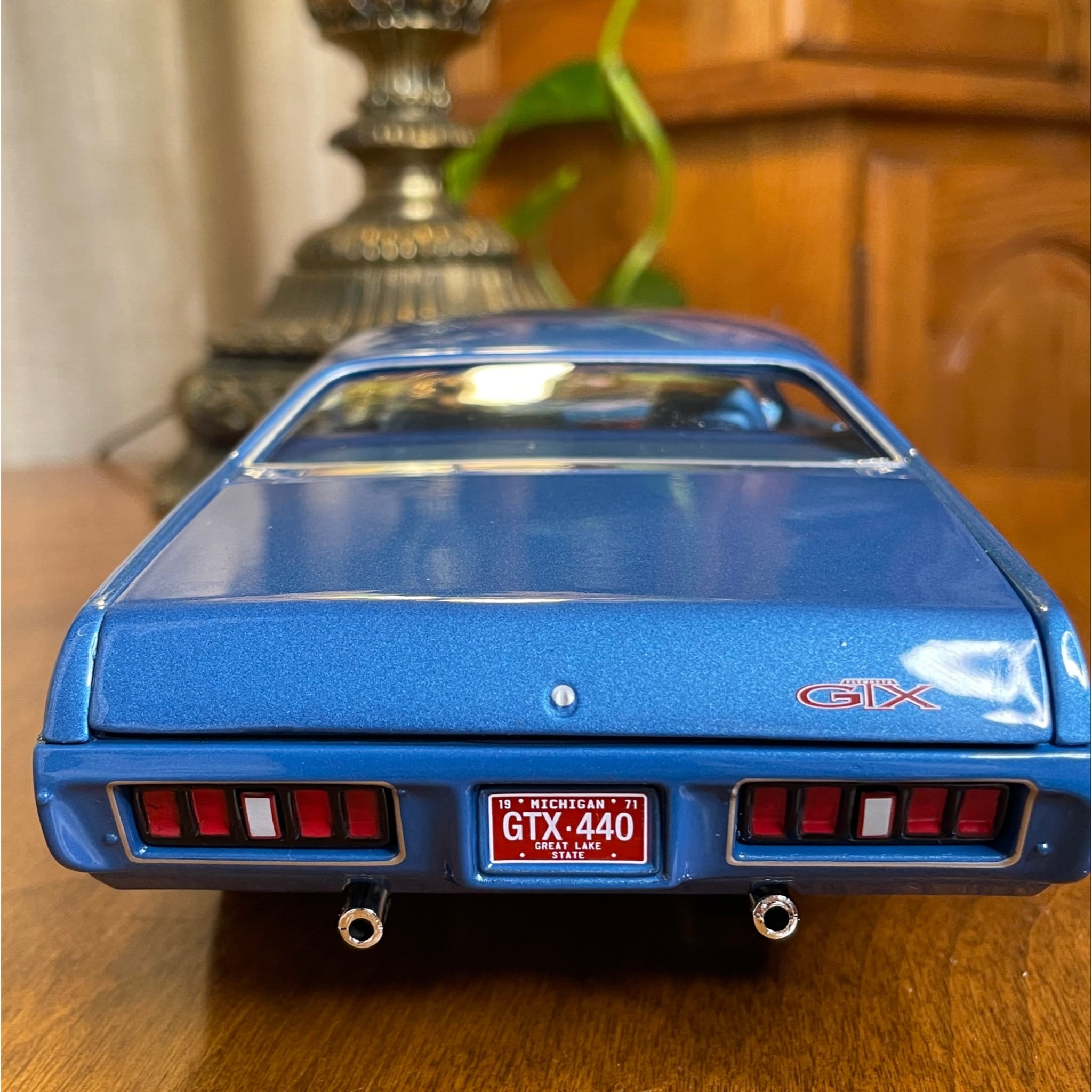 American Muscle Limited Edition (1971) Blue Plymouth GTX 1:18