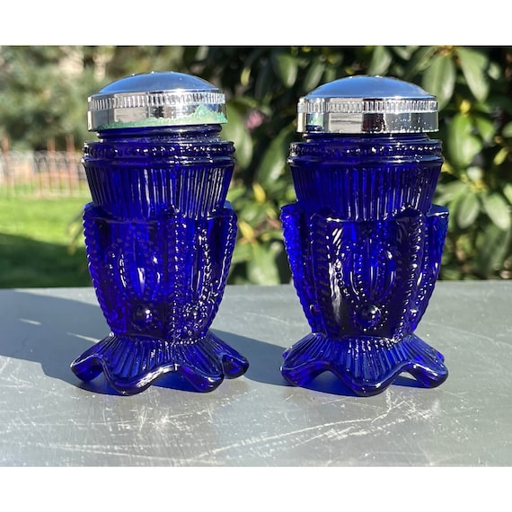 Art Deco, Mid Century Modern, Martini Shaker & Glasses Set, Purple