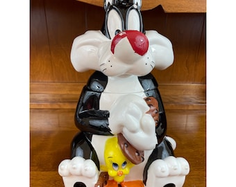 Vintage 1997 Warner Bros. Sylvester Cat Ceramic Cookie Jar Collectors Jar