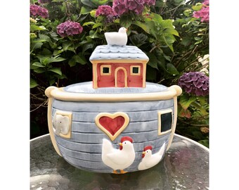 Vintage Large Noah’s Ark Animal Boat Lidded Cookie Jar/Salt/Pepper Shaker Kitchen Container Set Collectable Set (3 Pcs Set)