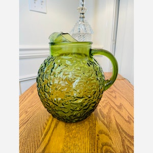 Mid-Century 1960s Anchor Hocking Milano Lido Avocado Green Textured Glass Pitcher - 96 oz