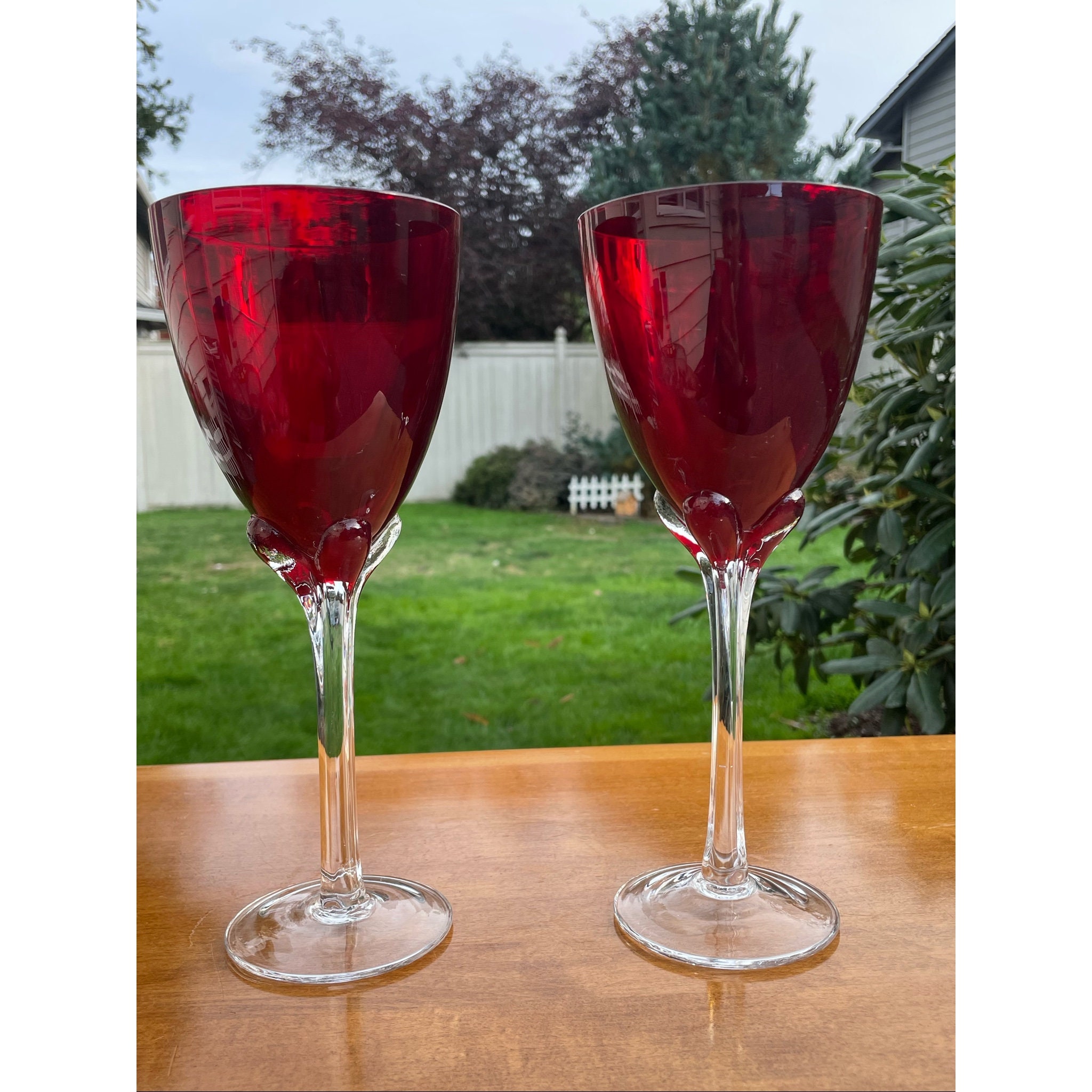 Ruby Red Fluted / Ribbed Wine Glasses With Clear Stem Set of 4 -  Israel