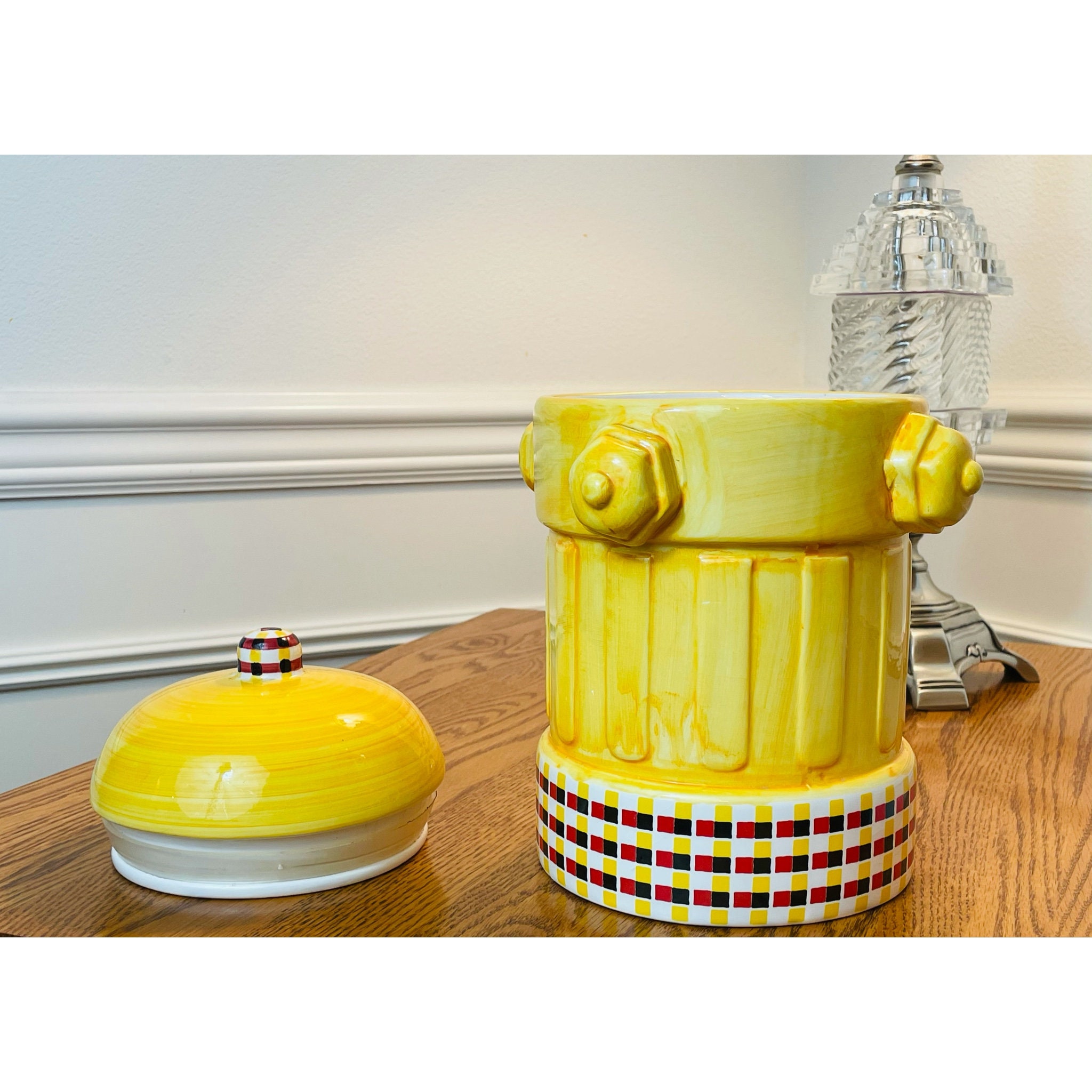 Extra Large 3.75 qt. Cookie Jar Red Barrel Studio Color: Yellow