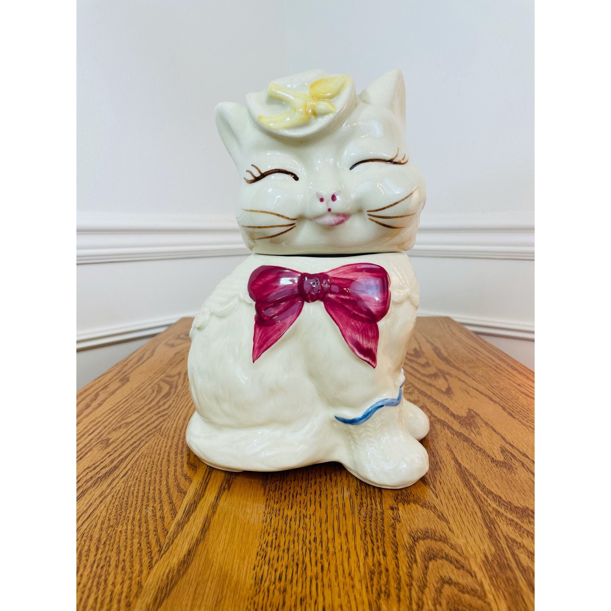 Vintage 1950s Shawnee Pottery Patented Puss N Boots Lidded Cookie