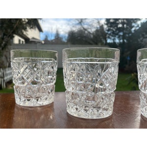 Mid Century 1950s Vintage Rare Pattern Heavy Cut Glass Whiskey Courvoisier Cognac Brandy Scotch Double Old Fashioned (Set of 5)