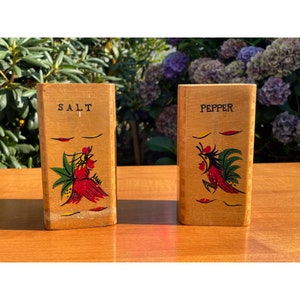 Vintage Painted Red Rooster Large Square Wood Salt & Pepper Shakers/Retro Kitchen/Rooster Spice Containers by Enesco Made In Japan