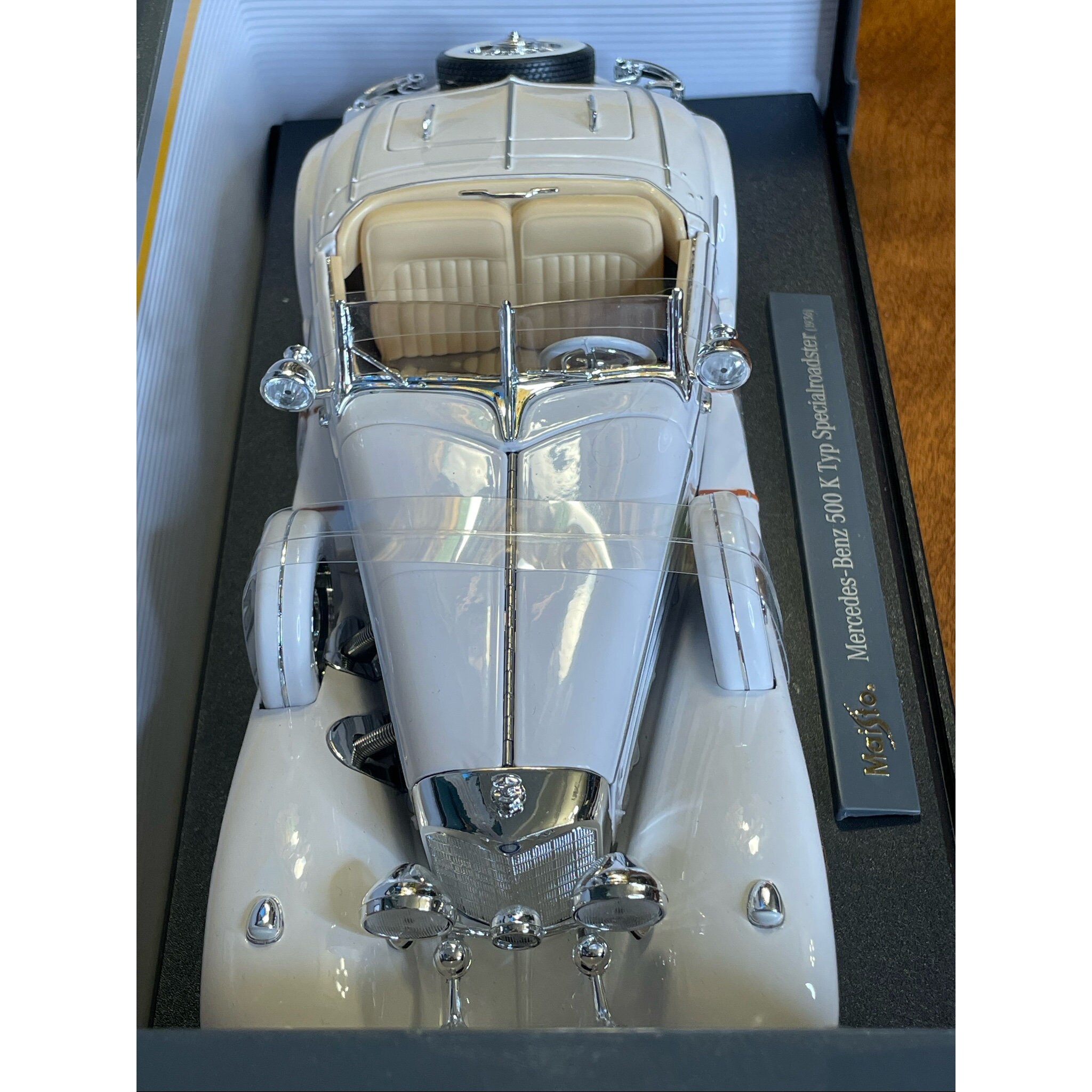Premier Edition Maisto 1936 MERCEDES BENZ 500 K Typ Special