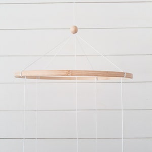 Circle Mobile Hanger / Wooden Mobile Hanger / 5, 7, or 9 strings options / Baby Mobile / Baby Shower Gift