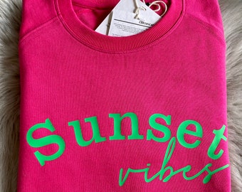 Sweatshirt "Sunset vibes" voor dames | Gewenste opdruk