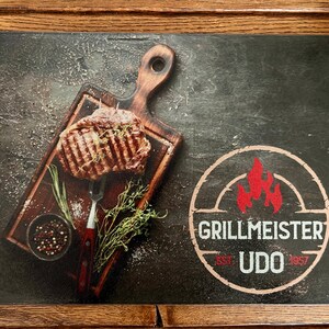 Glass cutting board personalized GRILLMEISTER with your choice of name image 1