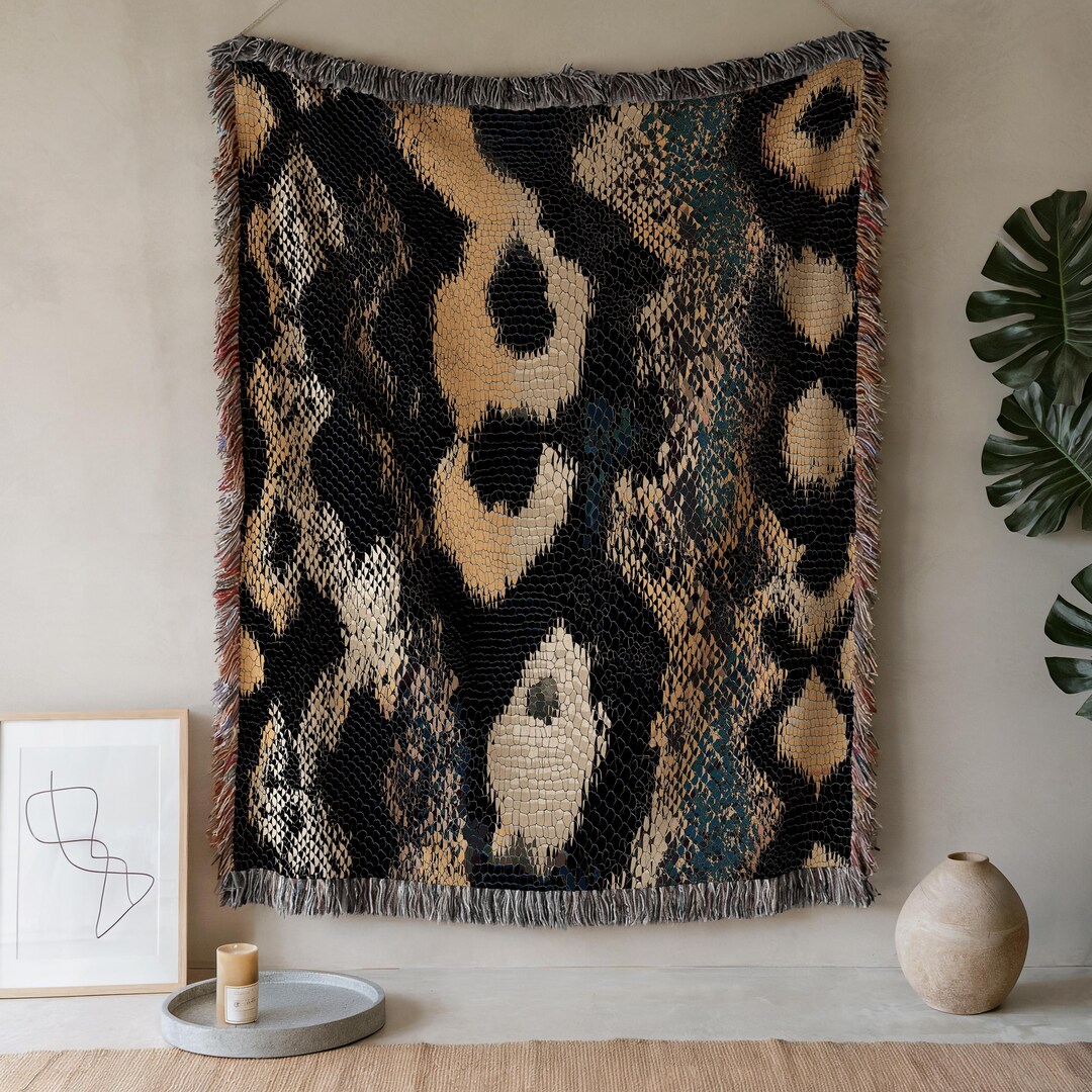 Snake Print Jacquard Woven Blanket, Python Skin Throw Animal Pattern ...