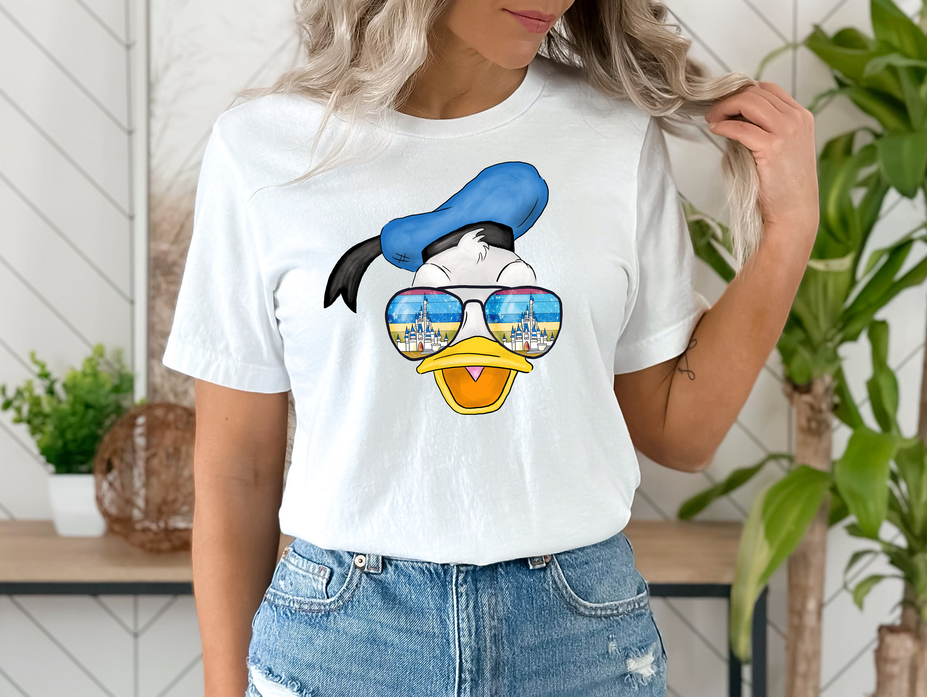 Donald Duck Gucci Shirt - Vintage & Classic Tee