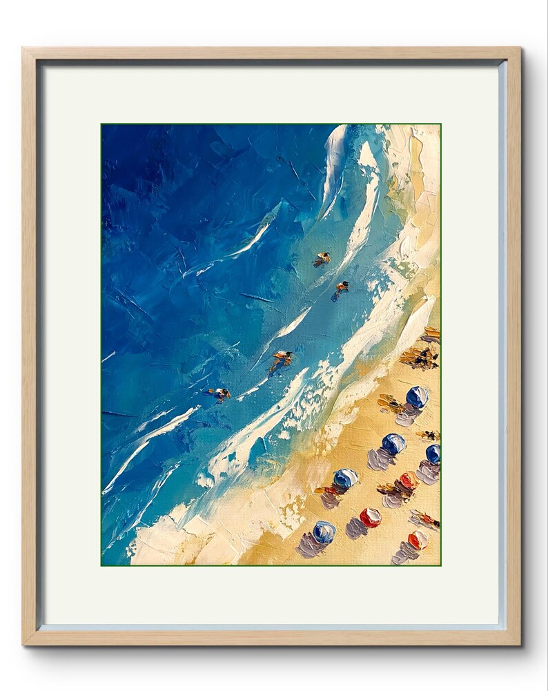 Peut inclure: Une peinture repr&eacute;sentant une sc&egrave;ne de plage avec de l'eau bleue, des vagues blanches et du sable jaune. Des personnes nagent dans l'eau et des parasols color&eacute;s sont sur la plage.
