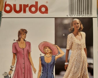 Burda Schnittmuster Damen 4552 Vintage aus den 90er Jahren