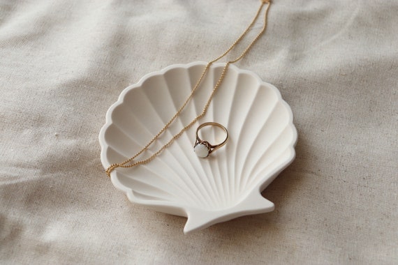 Jewellery trinket sale