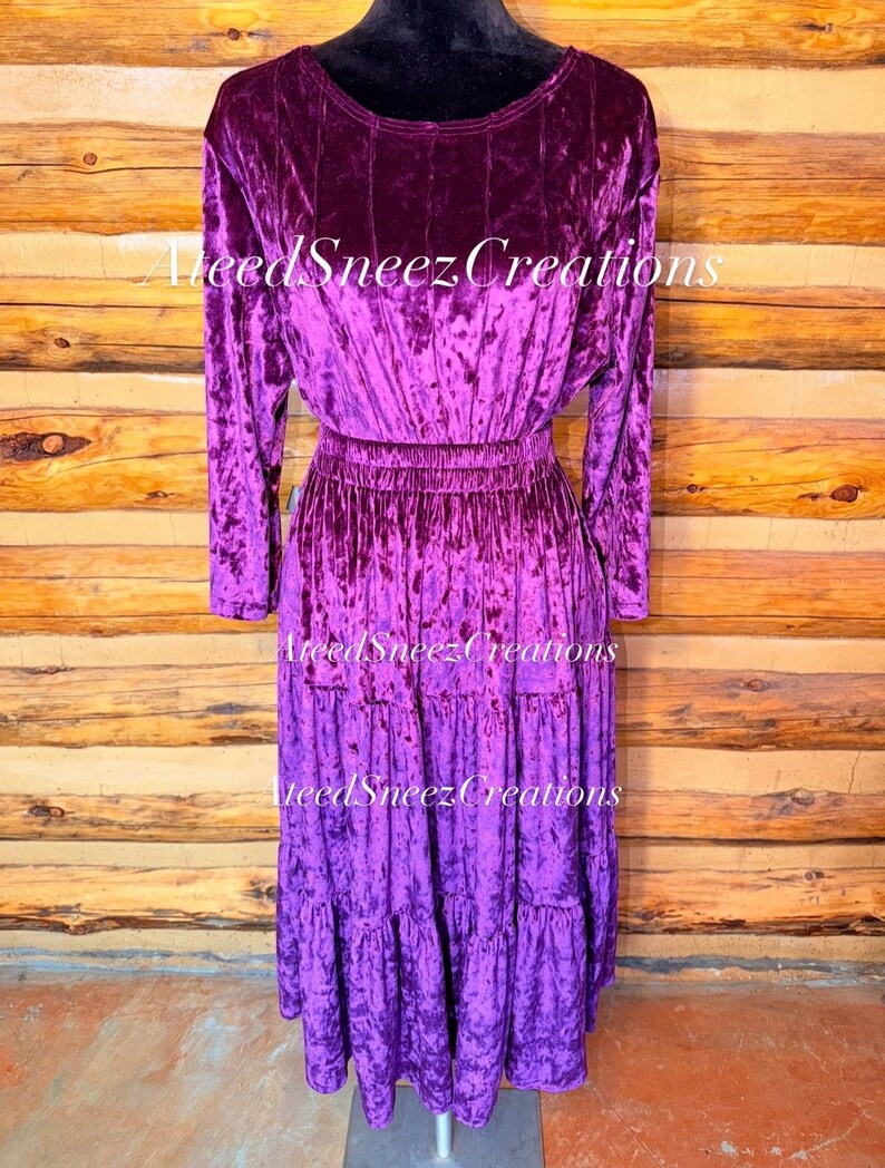 Modern sammetskjol | Sammetskjol i tre lager och modern blus | 2-delat set | Navajokjol | sammetskjol | Pennekjol Purple outfit