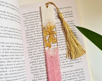 Pink bookmark, book lover gift, book accessories, reader gifts, resin bookmark, birthday gift for sister, Christmas gift for sister