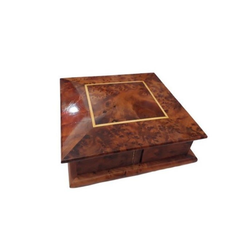 Jewelry box opens into four small boxes Material Thuya Wood