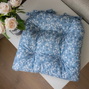 U-Shape Chair Cushion: Cotton-Polyester Blend, 16x16 Inch Pad with Ties
