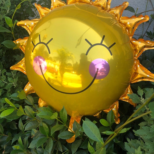 Sunshine balloon! Adorable sun balloon. Sunshine