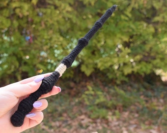 The elder wand-inspired magic wizard wand crochet pattern pdf, easy beginners tutorial, cosplay or costume element
