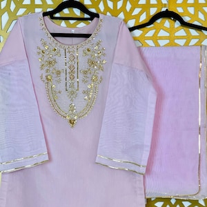Agha Noor Pink Khaddi Net Shirt & Dupatta