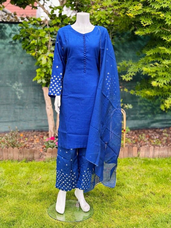 Agha Noor Blue Cotton Net Suit