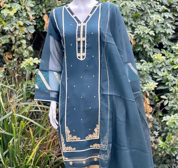 Agha Noor Teal Khaddi Net Shirt & Dupatta