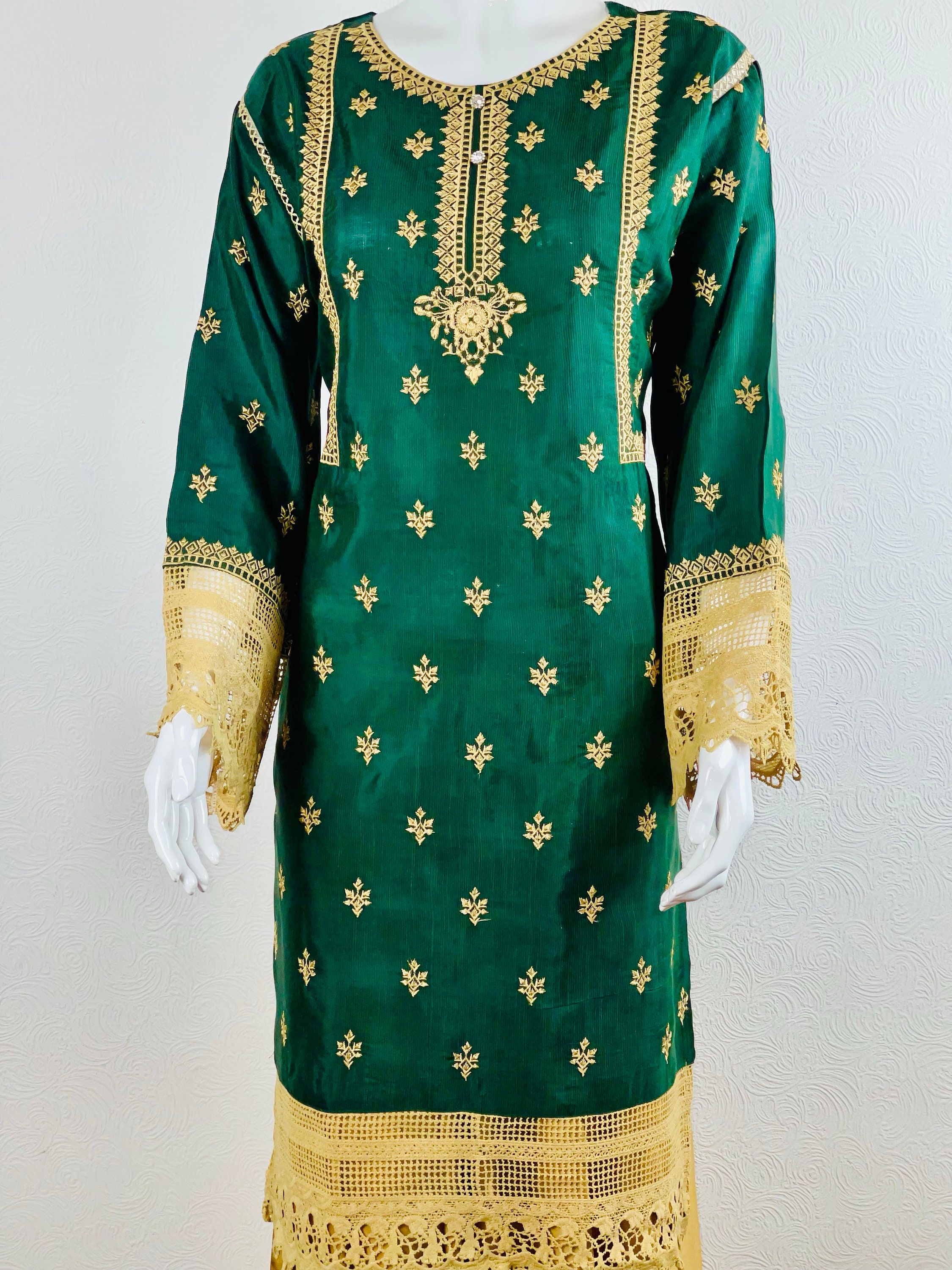 Agha Noor Designer Embroidered Pakistani Kurti - db19005