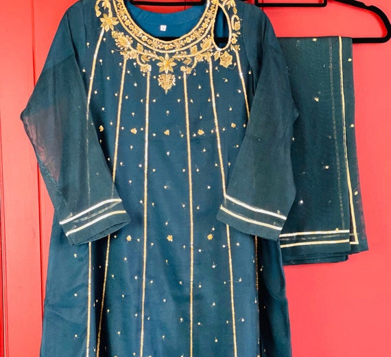 Agha Noor Dark Green Khaddi Net Shirt & Dupatta