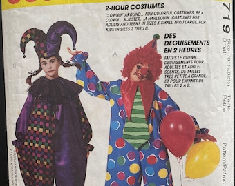 McCalls 6719 size small clown costume carefully cut and complete