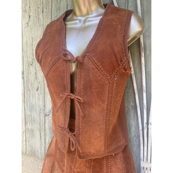 30" Waist, Size M//Vintage 70s Brown Suede and Cr… - image 9