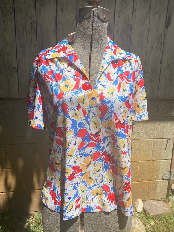 70s Poppies on Poly Noevlty Print Floral Shirt - image 1