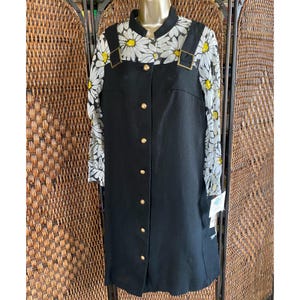 Size L//Vintage 1960s NWT Deadstock Mod Flower Power Dress