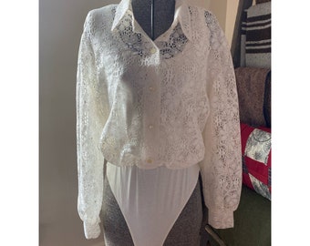 Size M-L // Vintage 80s Cream Long Sleeve Lace Collared Bodysuit