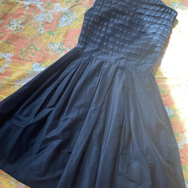 Vintage 50s Black Cotton Daydress with Peekaboo Lace Detail Size M/L