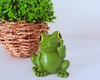 Funny Swearing Frog Figurine: Handmade- Novelty Decor- grumpy frog- middle finger- Funny gift- Frog ornament - unique gift - Animal ornament