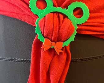 Disney inspired Holiday Christmas Mickey wreath t-shirt slide clip