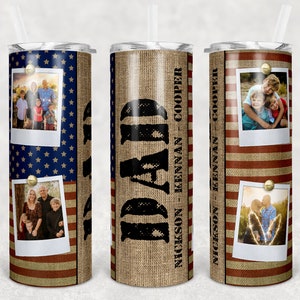 Pode incluir: Três copos de aço inoxidável com um design rústico de juta e bandeira americana. Os copos apresentam fotos de famílias e o texto "DAD" em letras pretas. O texto "NICHOLSON - KENNAN - COOPER" está impresso no copo da direita.