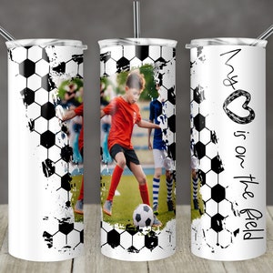 Vaso delgado de 20 oz con diseño de fútbol que puedes personalizar con tu propia foto. Diseño de sublimación. Descarga digital PNG instantánea. SOLO