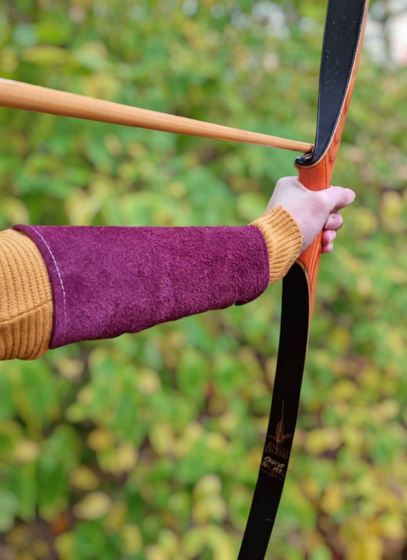 Bracelet Arc Chasse Protège-Bras De Tir à L'Arc | TPE Léger Et Ventilé | 2 Sangles Réglables | Pour Entraînement Et Chasse | Bleu Tir A L'arc Adulte