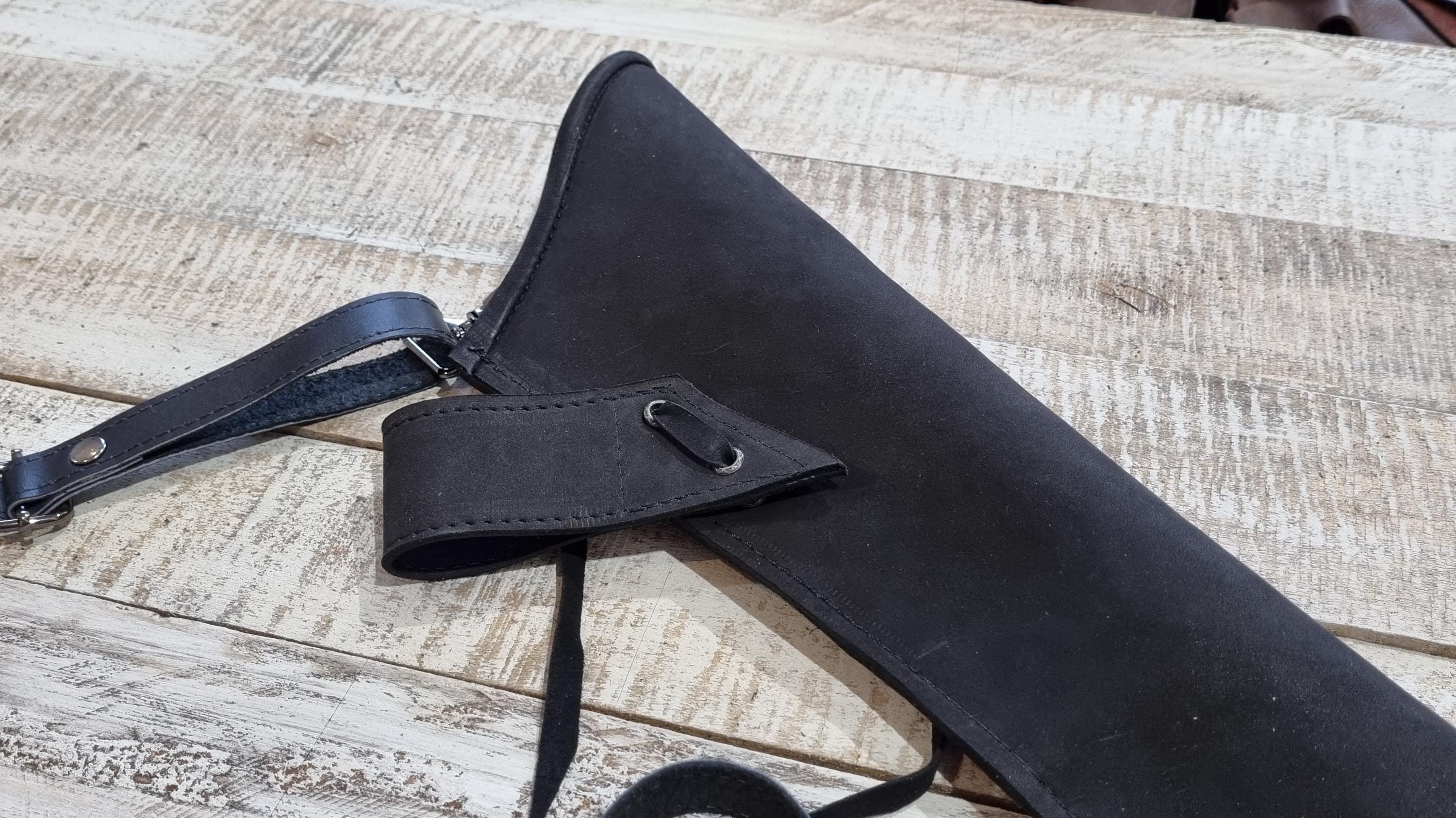 Faretra da tiro con l'arco in pelle marrone con clip laterale - Realizzata su misura per la versatilità * - Italia Faretra da tiro con l'arco in pelle marrone con clip laterale - Realizzata su misura per la versatilità * - Italia