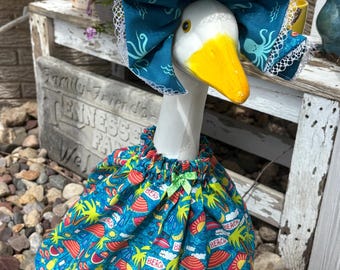 Beach ocean Tropical Concrete Lawn  Large Goose clothing Spring  Dress with bonnet Outfit