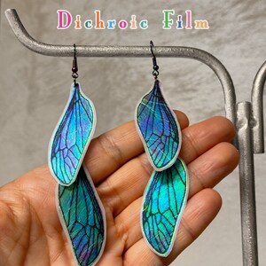 Jewelry piece made with Spectrolite effect foil, sparkling with rare gemstone brilliance.