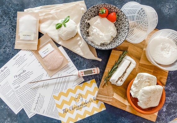 Kit alimentaire pour la fabrication du fromage à la maison Ingrédients,  étamine, thermomètre et fiches de recettes -  France