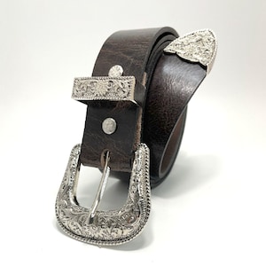 Chocolate Western Leather Belt 1 1/2" | Tapered Ranger Belt | Cowboy Rodeo Mens leather belt | Genuine Leather Belt for men and women Custom leather belt
High Quality belt
cowboy belt
Water Buffalo Belt
Premium Leather Belt
Genuine Leather Belt